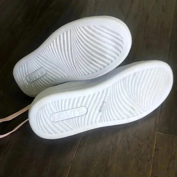 NWOT Levi’s Synthetic Leather Casual Lowtop Sneaker Shoe, white/pink trim -  7 - Picture 9 of 9